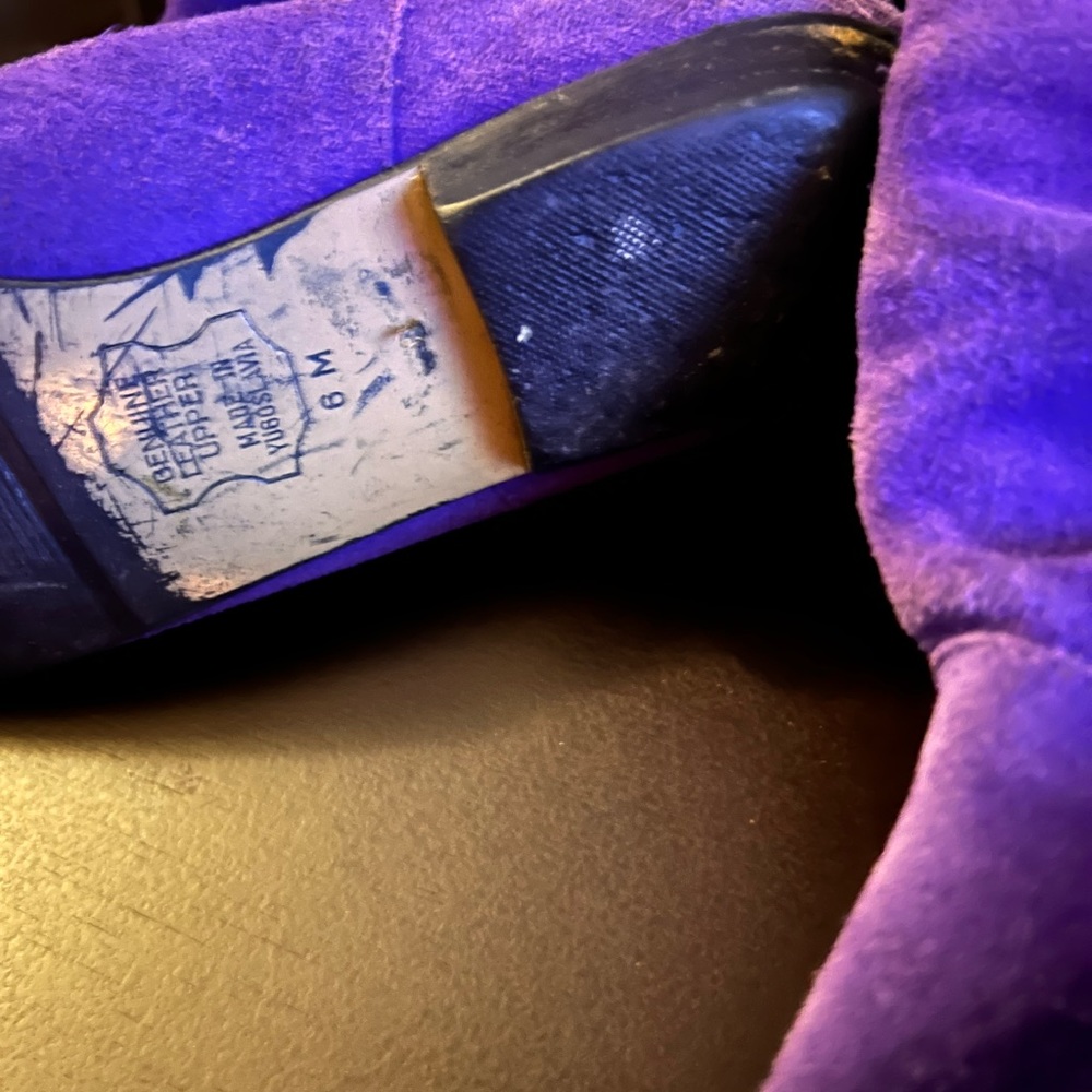 Beautiful Vintage Purple Suede Boots - Picture 4 of 6